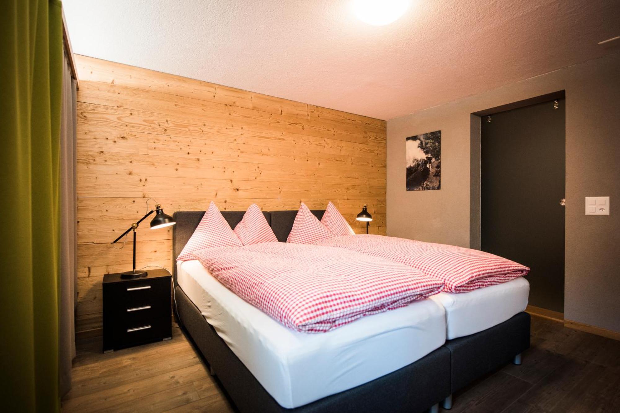 Hotel Weisses Kreuz होटल 3*